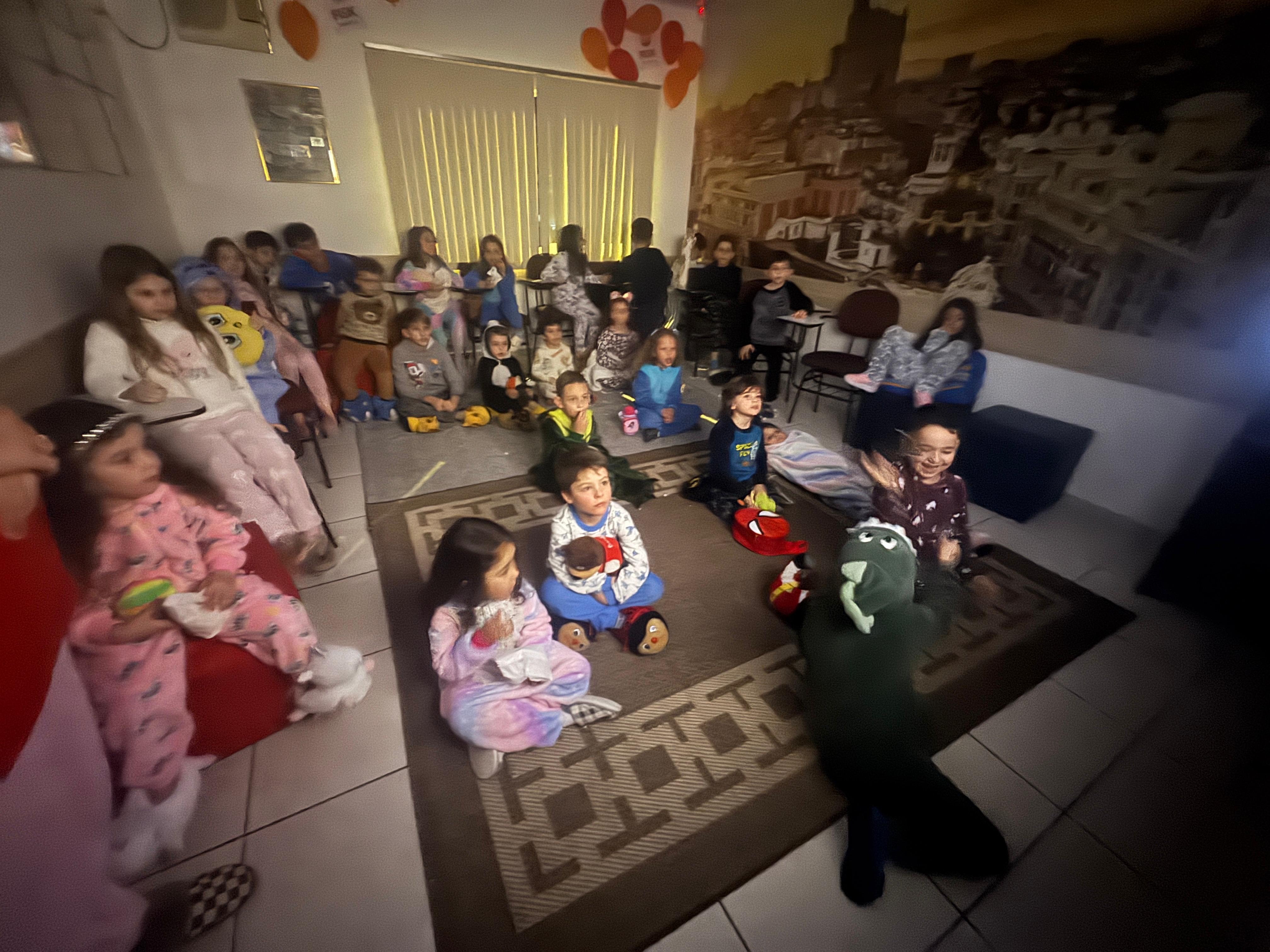 Supernoite do Pijama na Fisk Francisco Beltrão - PR